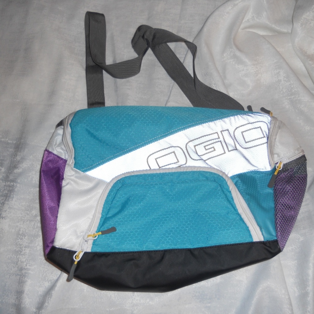 OGIO QUICKDRAW SHOE WORKOUT BAG DUFFEL